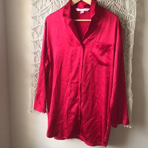Victoria’s Secret red satin size small button down night shirt top - Picture 1 of 4